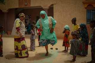 Le jeu, un outil thérapeutique. © B. Coulibaly / HI